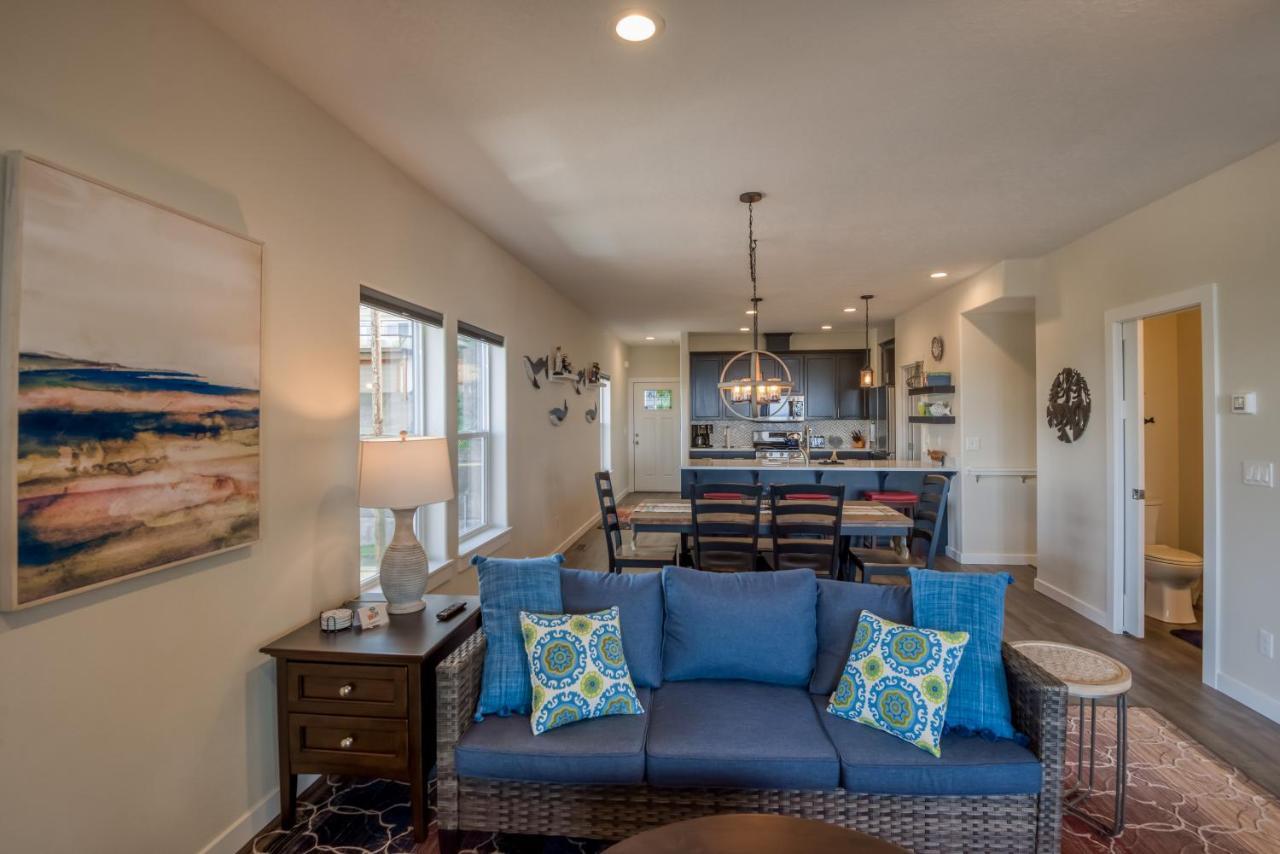 Oceanview Townhome - Pet Friendly - Sleeps 6 - King 迪波湾 外观 照片